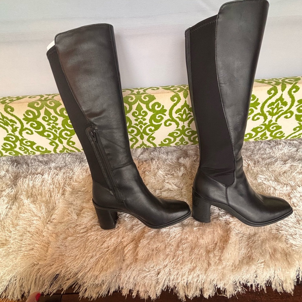Women's Black Knee-High Boots